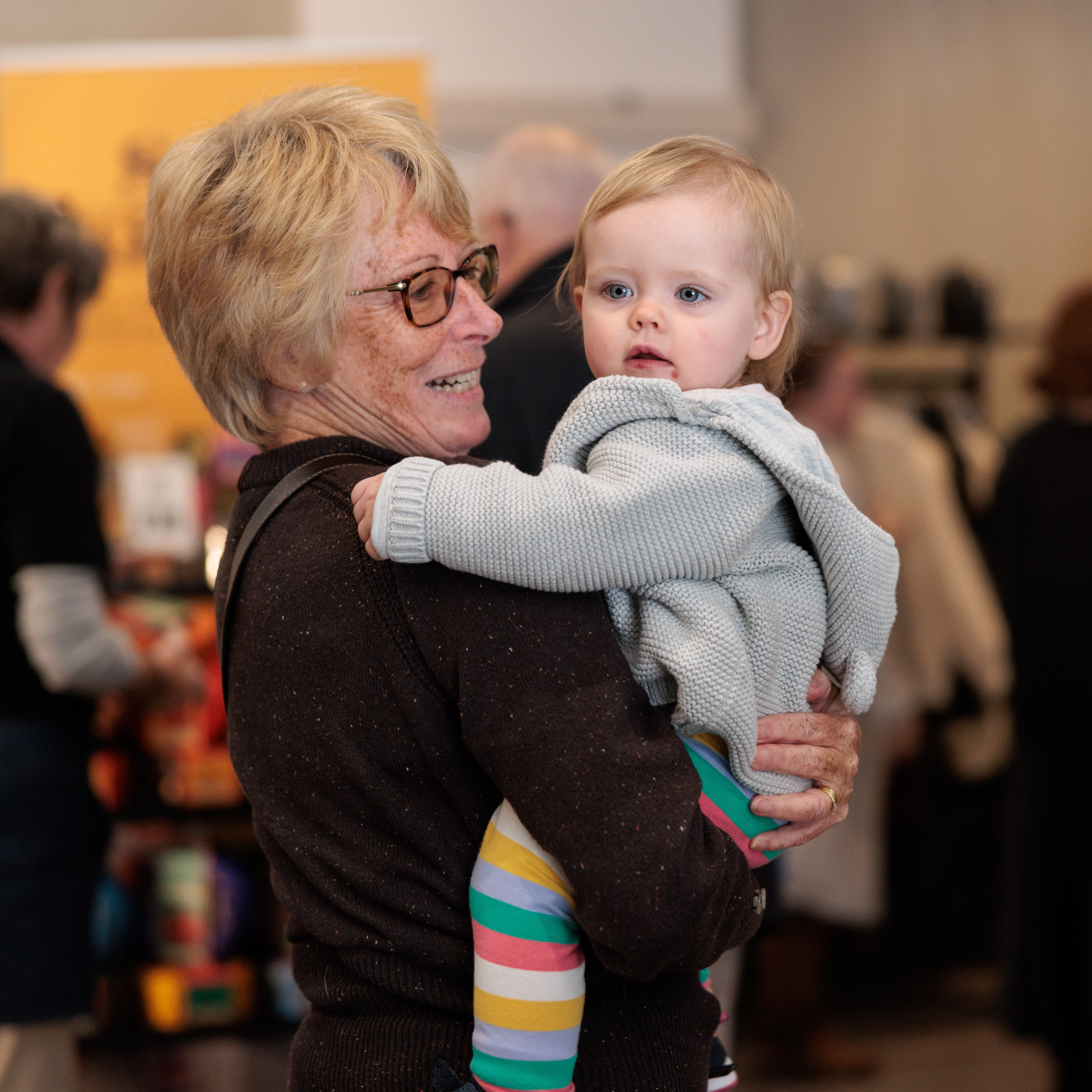 Image Grid Leave A Gift